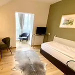 Boutiquehotel Hubertushof Hotel 4*