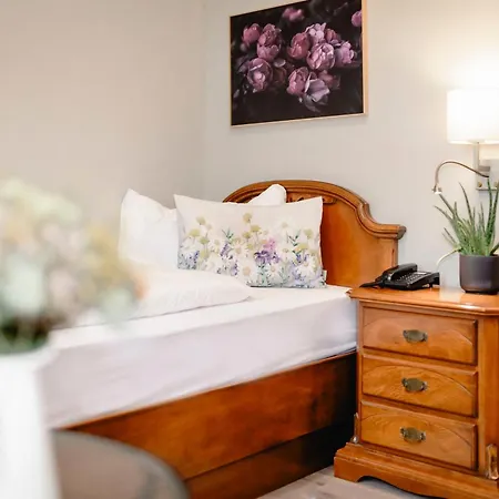 Отель Boutiquehotel Hubertushof Бад-Ишль