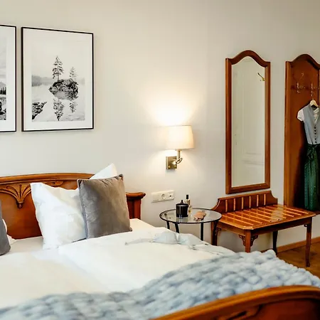 Boutiquehotel Hubertushof 4* Bad Ischl