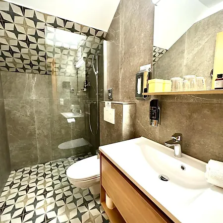 Boutiquehotel Hubertushof Otel