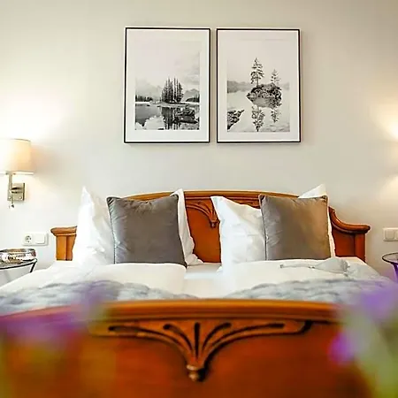 Boutiquehotel Hubertushof Hotel Bad Ischl